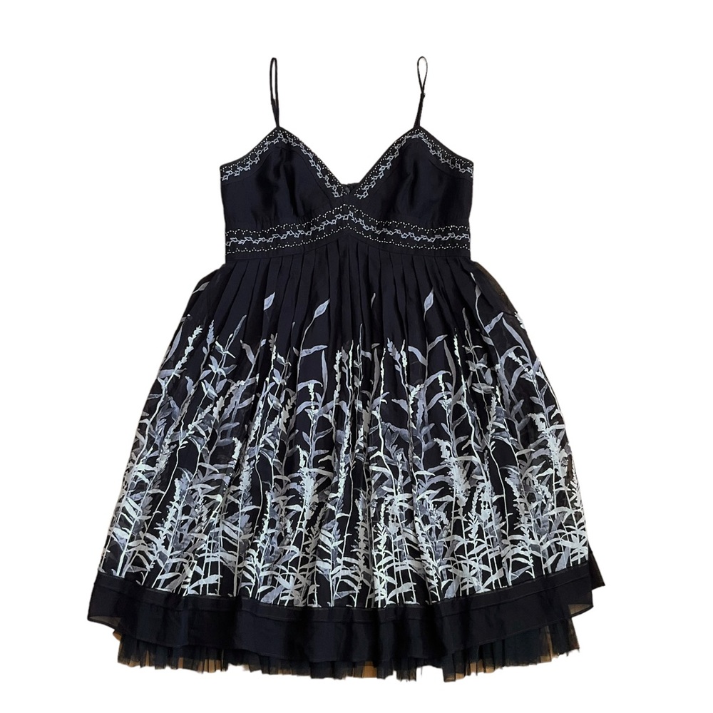 BCBG MaxAzria Pleated Tulle Cocktail Party Dress Babydoll Embroidered Fl… - Picture 16 of 16